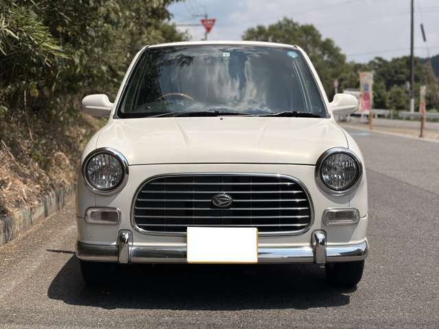 1999 Daihatsu Mira Gino – thumbnail 2