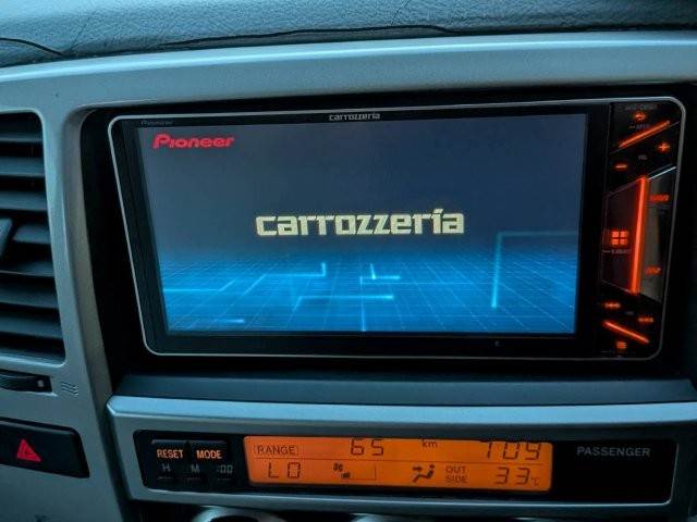 2003 Toyota Hilux Surf – thumbnail 4