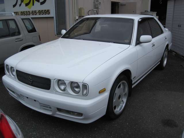 1995 Nissan Cedric – thumbnail 2