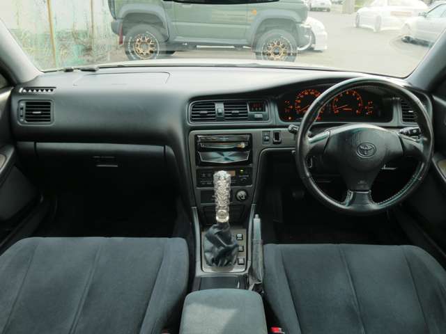 2001 Toyota Chaser – thumbnail 3