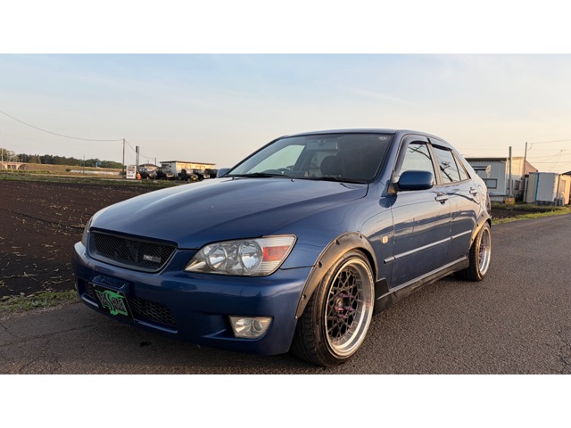2001 Toyota Altezza