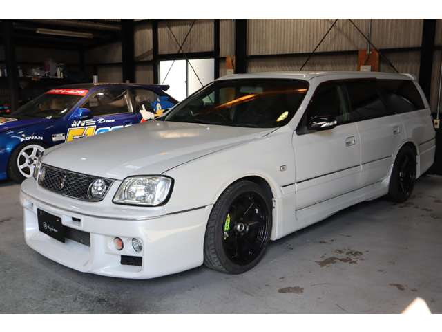 1998 Nissan Stagea – thumbnail 3