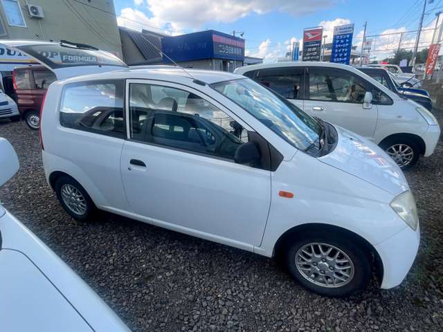 2003 Daihatsu Mira – thumbnail 4