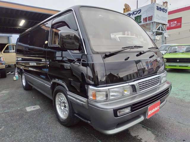1994 Nissan Caravan Coach – thumbnail 3