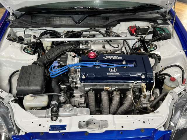2000 Honda Civic Type R – thumbnail 2