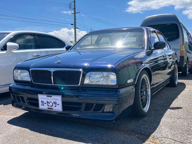1995 Nissan Cima – thumbnail 3