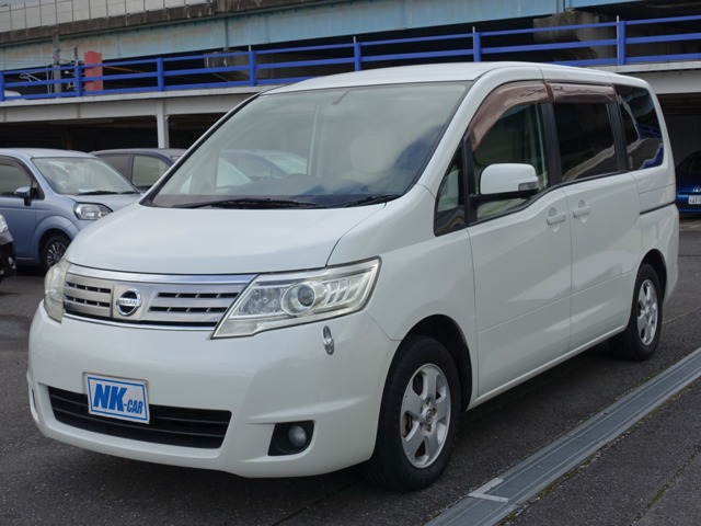 2009 Nissan Serena