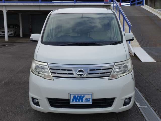2009 Nissan Serena – thumbnail 2