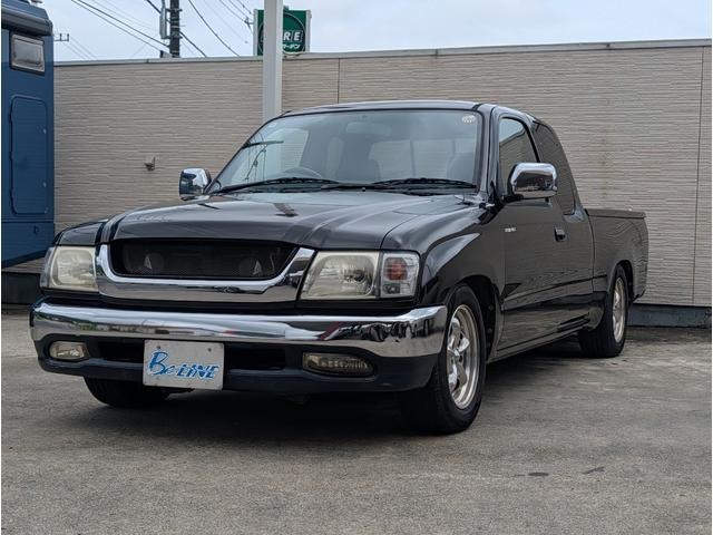 2003 Toyota Hilux