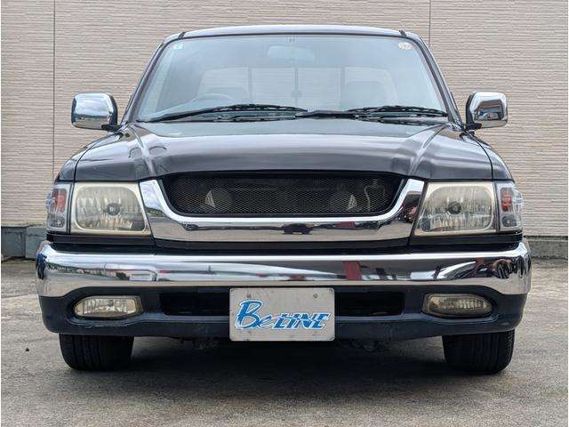 2003 Toyota Hilux – thumbnail 2