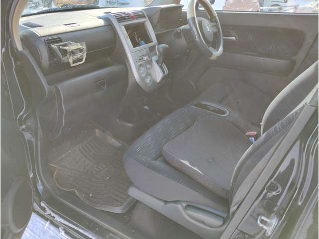 2009 Honda Zest – thumbnail 4