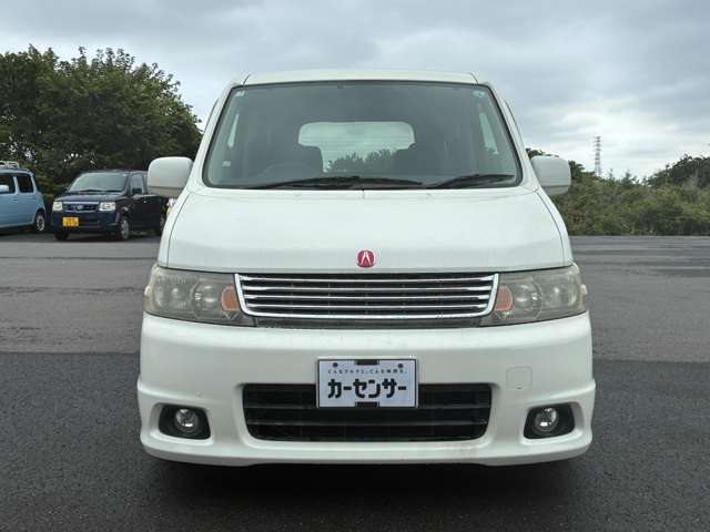 2004 Honda Stepwgn – thumbnail 2