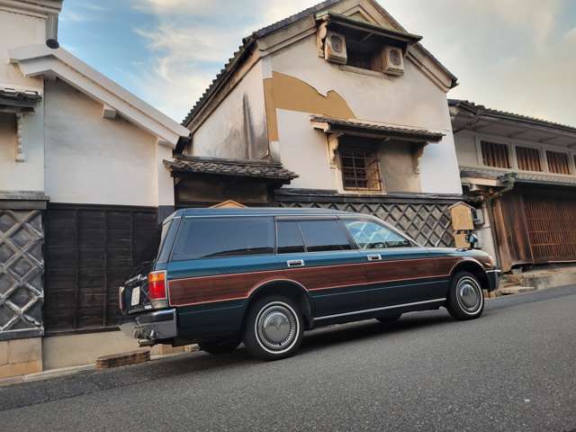 1997 Toyota Crown Van – thumbnail 3