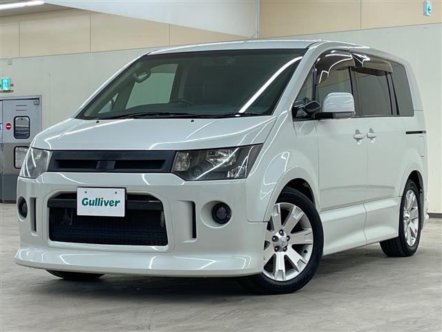 2010 Mitsubishi Delica D:5 – thumbnail 4