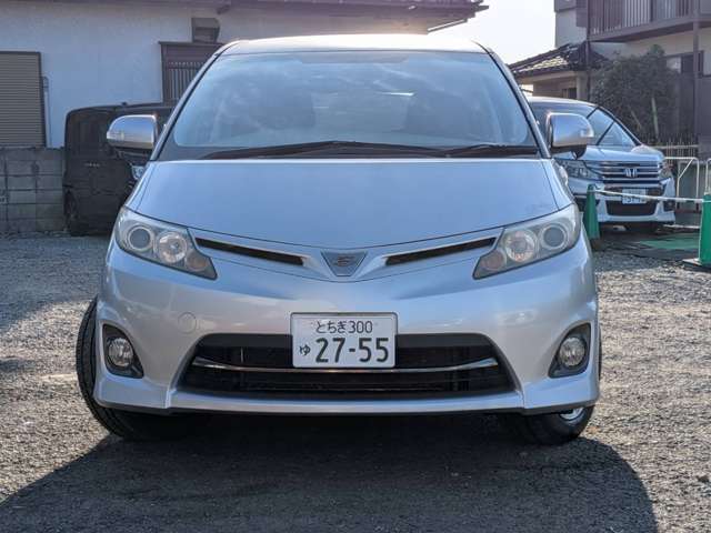 2009 Toyota Estima – thumbnail 2