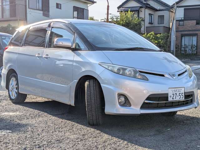 2009 Toyota Estima – thumbnail 3