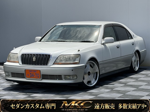 2000 Toyota Crown Majesta