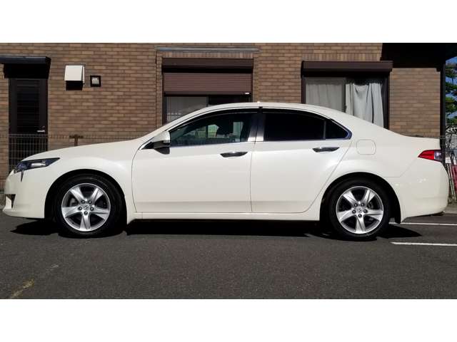 2009 Honda Accord – thumbnail 4