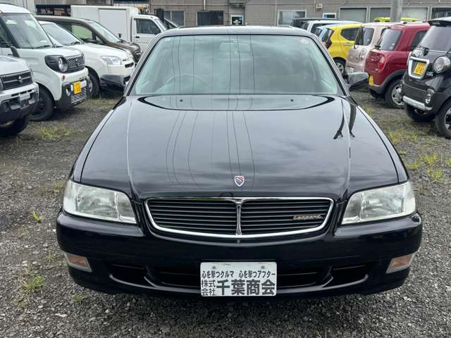 1997 Nissan Leopard – thumbnail 2