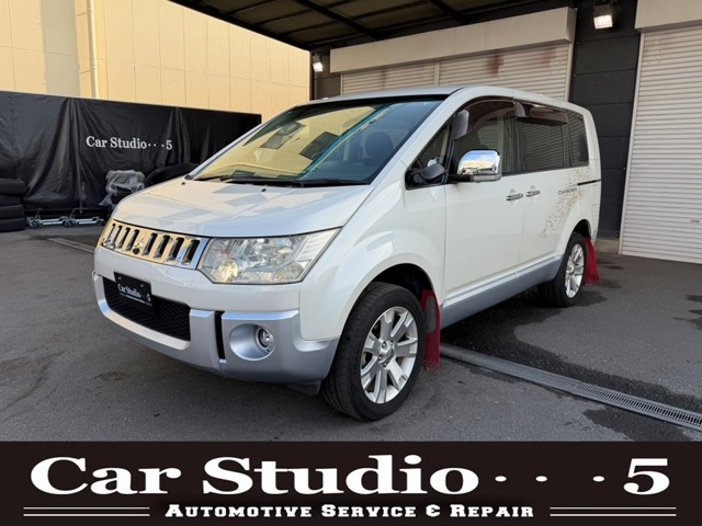 2009 Mitsubishi Delica D:5