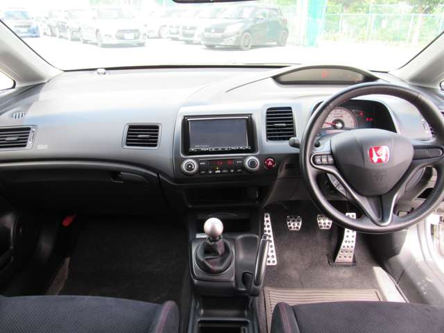 2007 Honda Civic Type R – thumbnail 4