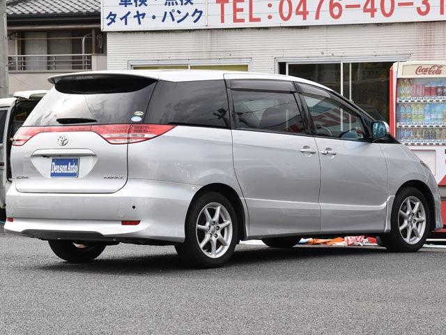 2007 Toyota Estima – thumbnail 3