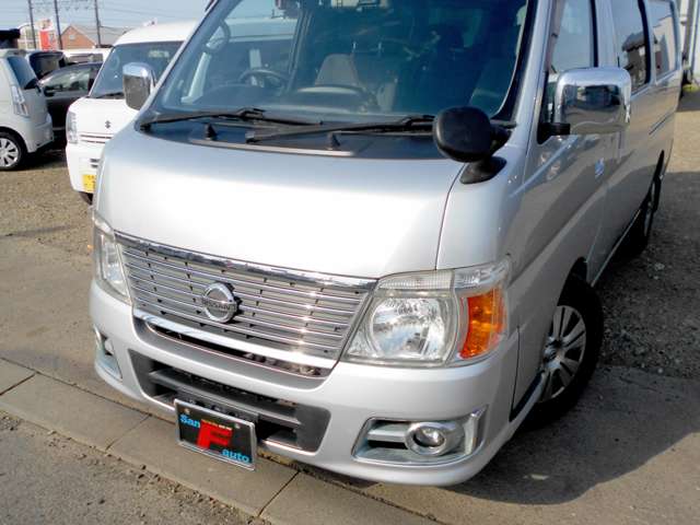 2009 Nissan Caravan – thumbnail 2