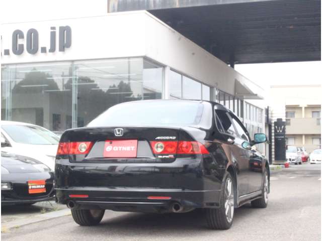 2005 Honda Accord – thumbnail 2
