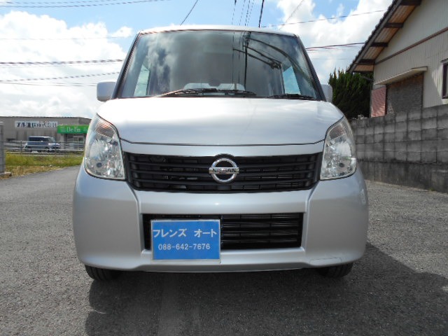 2010 Nissan Roox