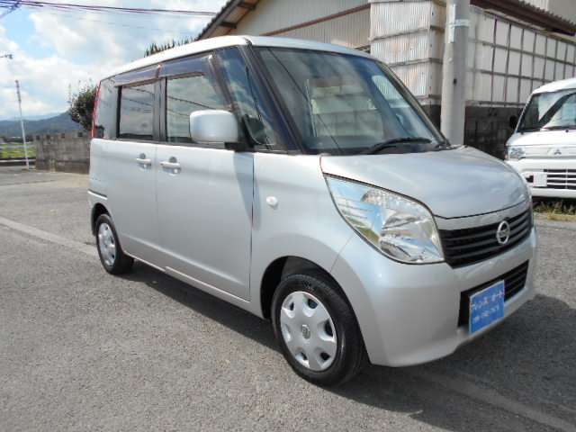 2010 Nissan Roox – thumbnail 3