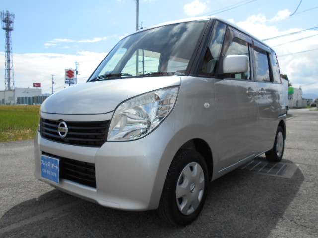 2010 Nissan Roox – thumbnail 4