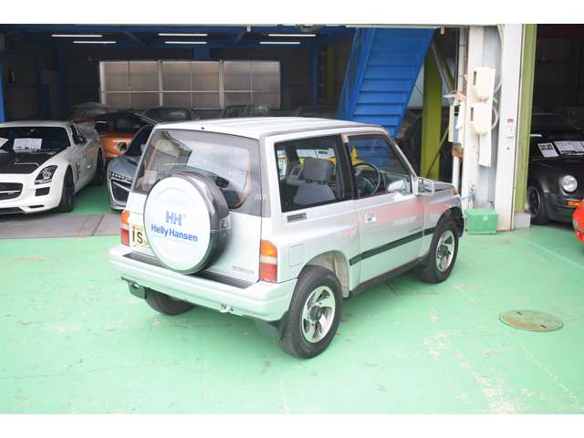 1994 Suzuki Escudo – thumbnail 2