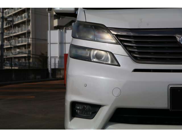 2009 Toyota Vellfire – thumbnail 4