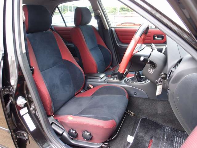 2001 Toyota Altezza – thumbnail 4
