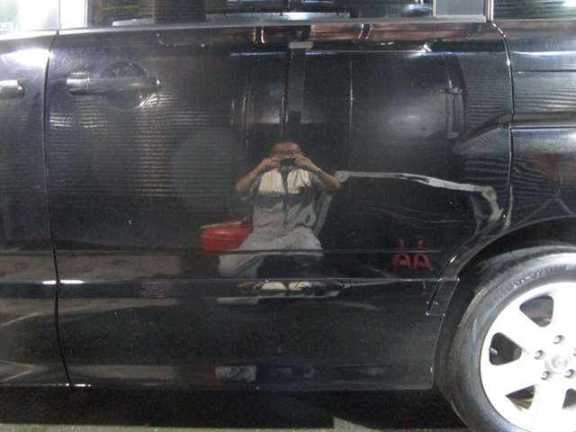 2010 Nissan Serena – thumbnail 4