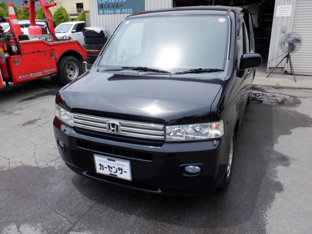 2004 Honda Mobilio Spike