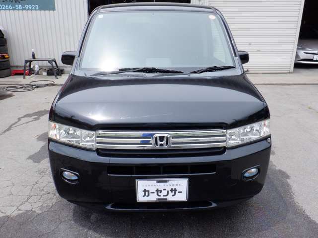 2004 Honda Mobilio Spike – thumbnail 2