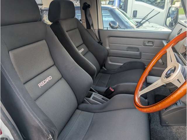 1998 Suzuki Jimny – thumbnail 3