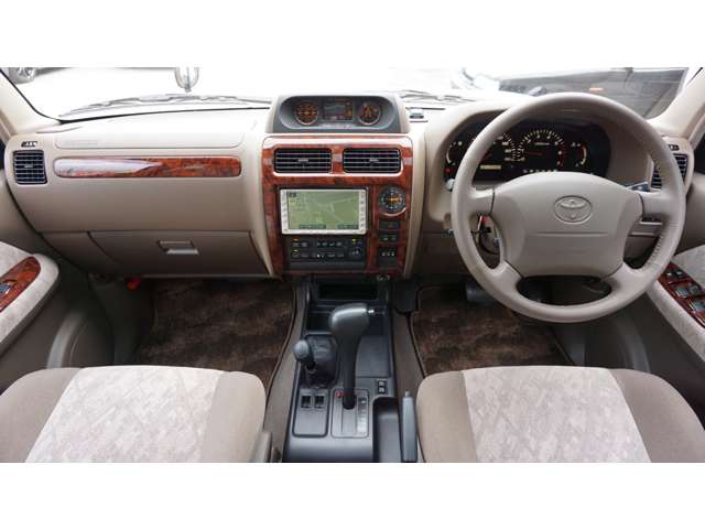 2002 Toyota Land Cruiser Prado – thumbnail 2
