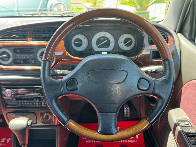 1999 Daihatsu Mira Gino – thumbnail 4