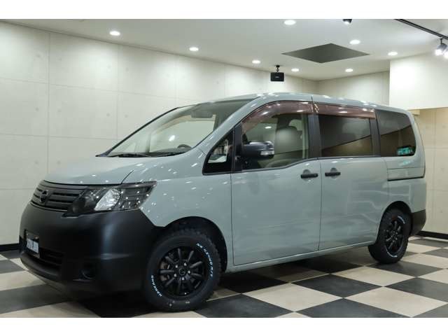 2010 Nissan Serena