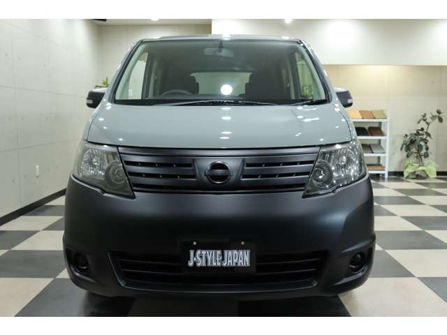 2010 Nissan Serena – thumbnail 3