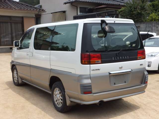 1998 Nissan Elgrand – thumbnail 3