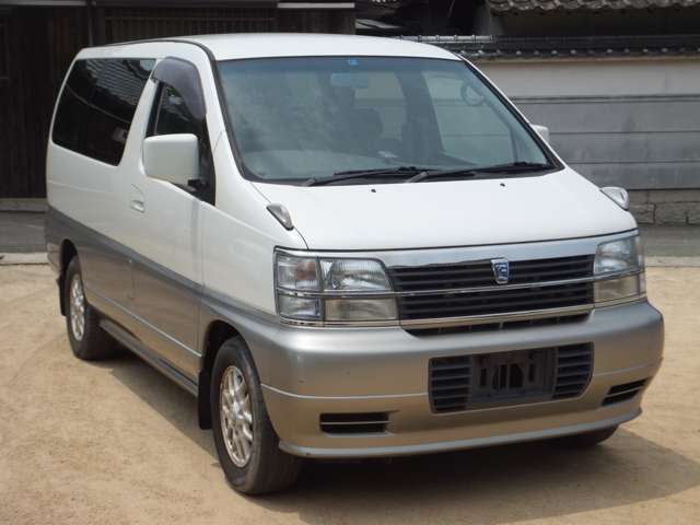1998 Nissan Elgrand – thumbnail 4