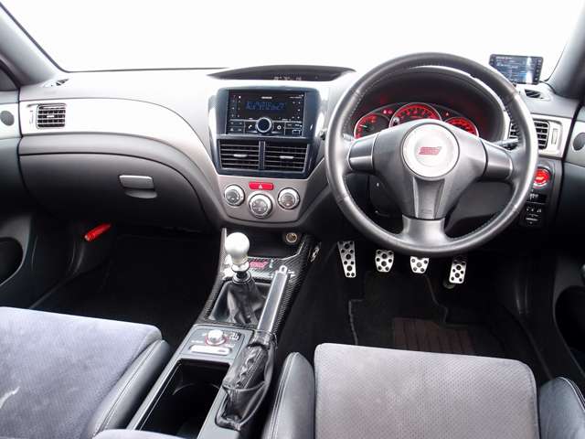 2008 Subaru Impreza Hatchback STI – thumbnail 3
