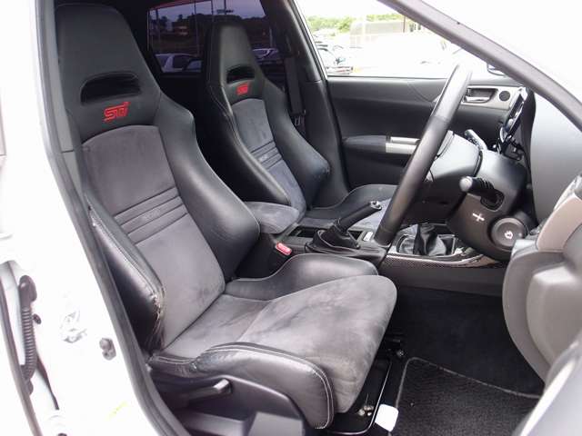 2008 Subaru Impreza Hatchback STI – thumbnail 4