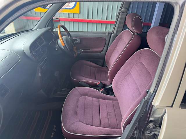 2000 Daihatsu Mira Gino – thumbnail 3