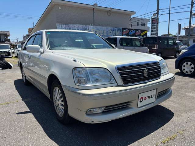 2003 Toyota Crown Royal – thumbnail 2