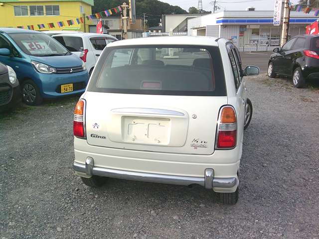 2000 Daihatsu Mira Gino – thumbnail 2