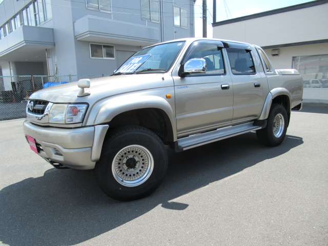 2003 Toyota Hilux – thumbnail 2